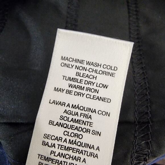 Chicos Fabulously Slimming Darcey With Closure Navy Ankle Pants Size 00 US XS 2 - Picture 8 of 9